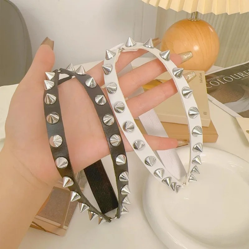 Double Row Cone Spike Leg Gart - Body Jewelry Ends review and price